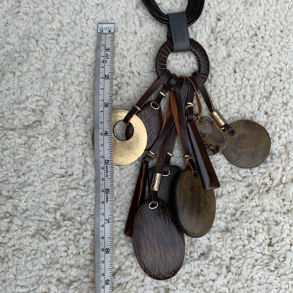 Chicos statement wood metal bib necklace - Picture 11 of 12